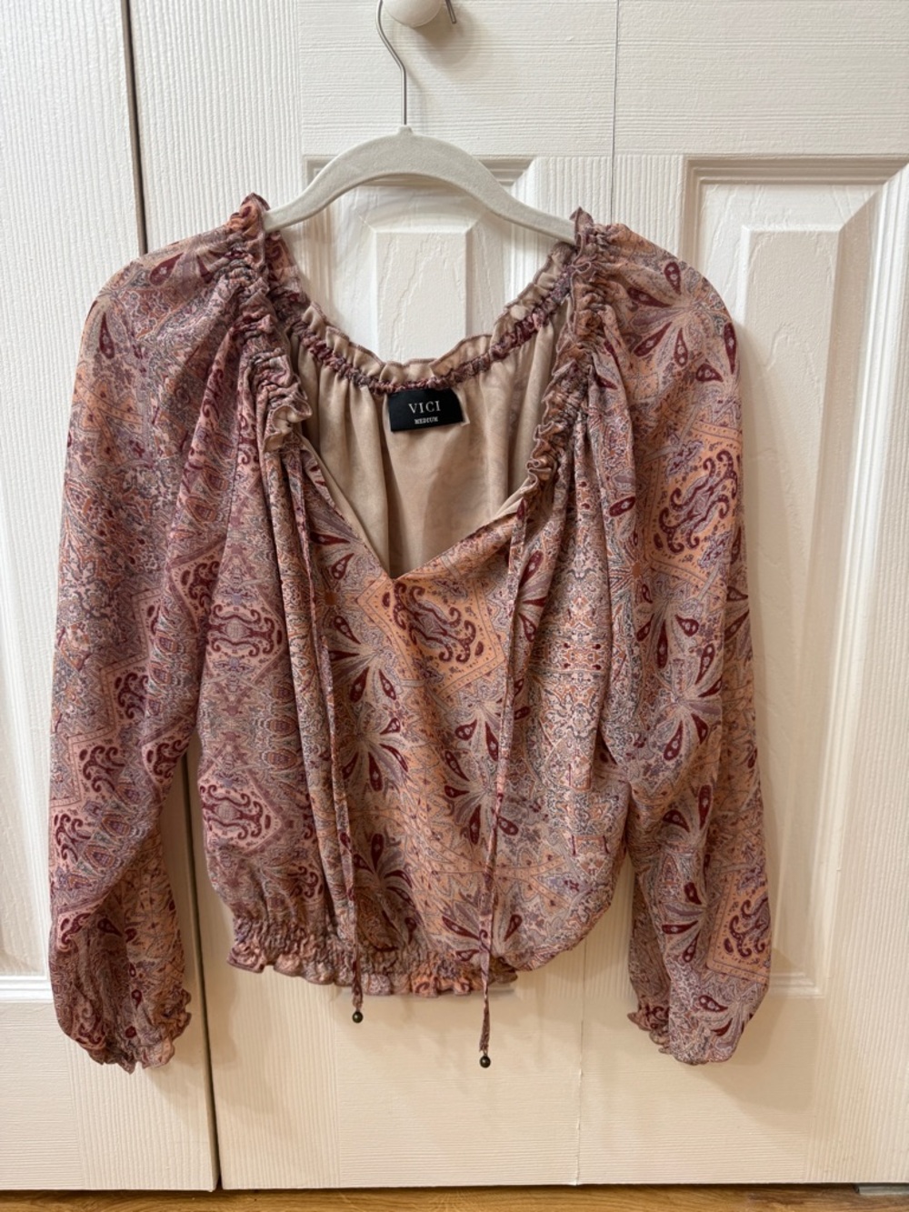 Vici Rose and Tan Paisley Peasant Top